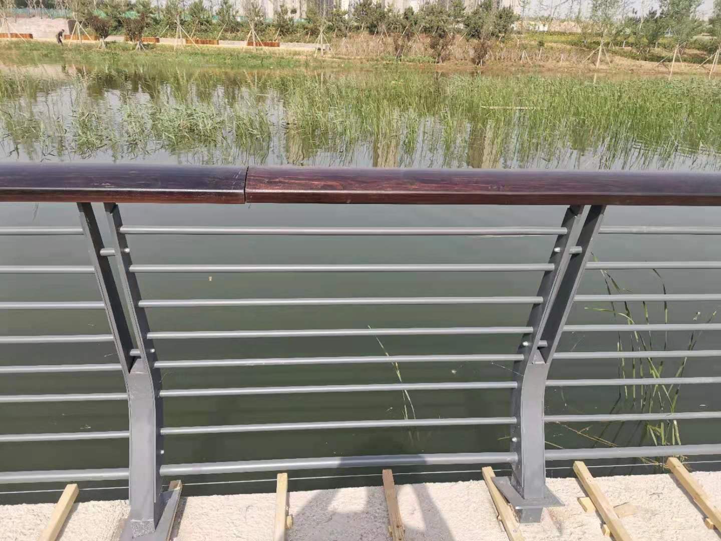 银川市桥梁防撞护栏铝合金护栏 - 推荐